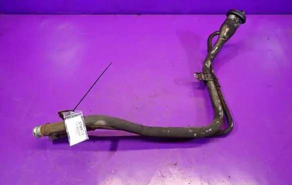 Fuel tank filler neck pipe