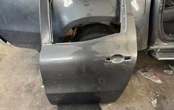 Mercedes-Benz X-class W470 Rear door 