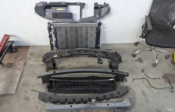 Nissan Qashqai J12 Radiator support slam panel