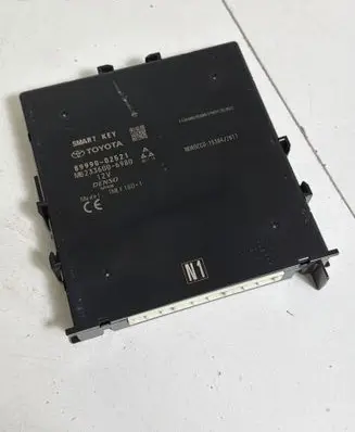 Toyota Corolla E210 E21 Keyless (KESSY) go control unit/module 8999002521
