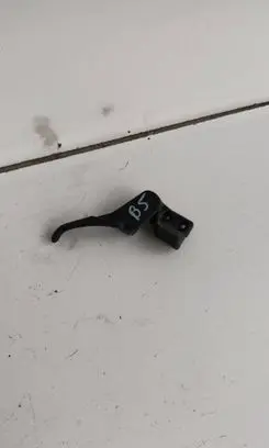 Volkswagen PASSAT B5 Engine bonnet (hood) release handle