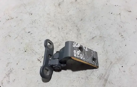 Volvo S60 Front door upper hinge 31662717