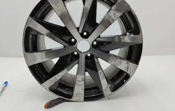 Peugeot 508 R18 alloy rim 9814118177