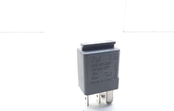 Volkswagen Golf VI Hazard warning light relay 29200077 1K0951253