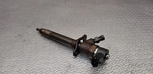 Volvo V70 Fuel injector 30777314 0445110078