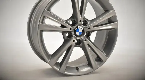 BMW 2 F22 F23 R18 alloy rim 