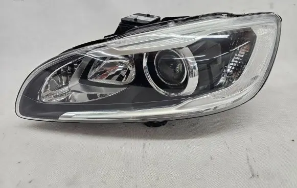 Volvo S60 Headlight/headlamp 31420261