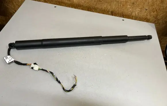 BMW 3 G20 G21 Tailgate/trunk strut/damper 745341310