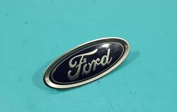 Ford Mondeo MK V Front bumper upper radiator grill IMPRK1589028