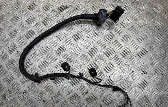 BMW 5 F10 F11 Fuel injector wires 736061605A