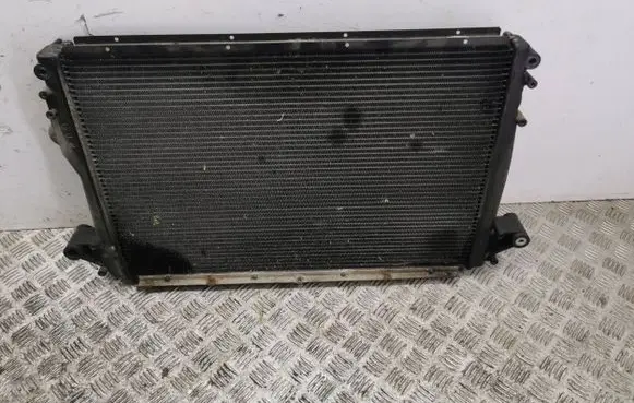 Maserati Quattroporte Coolant radiator