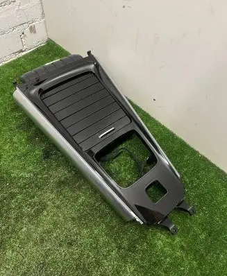 Mercedes-Benz EQA Center console 4795238 26T426
