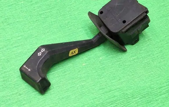 Opel Kadett D Other switches/knobs/shifts 6m90221174 90221174 44542701