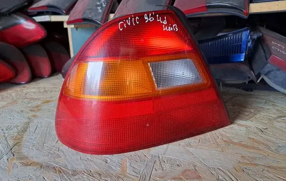 Honda Civic Rear/tail lights