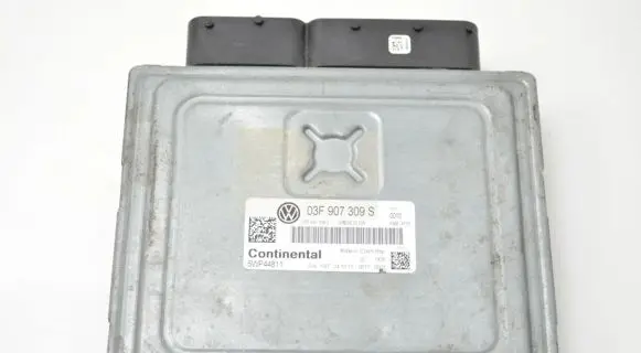 Volkswagen Polo V 6R Engine control unit/module 03F907309S