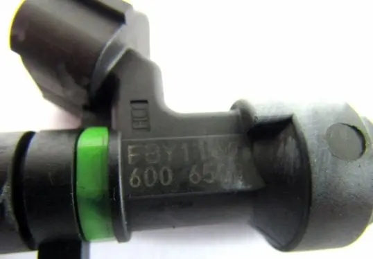Nissan Note (E11) Fuel injector 6006529