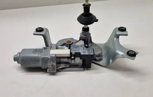 BMW X5 F15 Rear window wiper motor 7318710