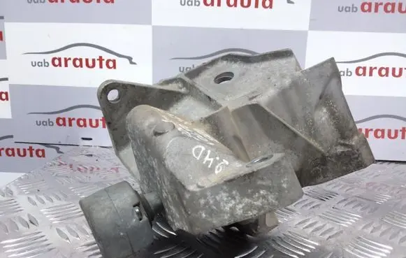 Volvo S80 Engine mounting bracket 6G926F030BA 3081951