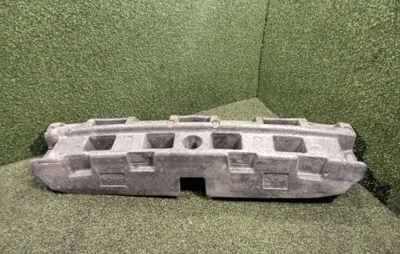 Front bumper foam support bar