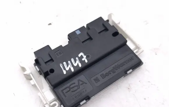 Peugeot 3008 III Battery control module 9856742080