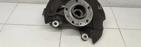 Citroen C5 Aircross Front wheel hub 