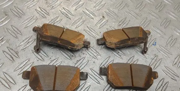Toyota Auris 150 Brake pads (rear) 