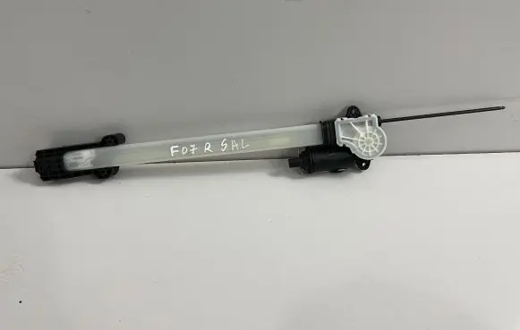 BMW 5 GT F07 Rear door window curtain/sunshade 9156530