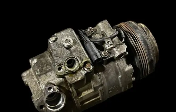 BMW X3 E83 Air conditioning (A/C) compressor (pump) 6915388