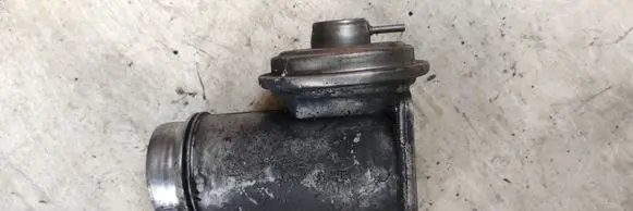 BMW 3 E90 E91 EGR valve 7792077