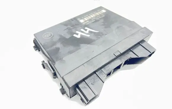 Mercedes-Benz CLK A209 C209 Comfort/convenience module A2098200326