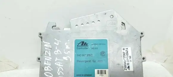 Volkswagen Golf III ABS control unit/module 1h0907379b