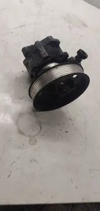 Audi A4 S4 B7 8E 8H Power steering pump 8E0145155N 7690955121