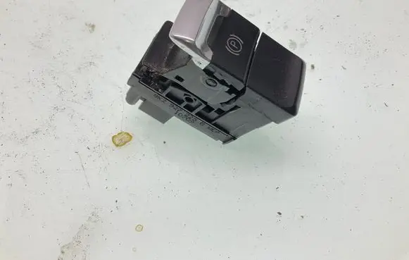 Audi A6 S6 C6 4F Hand parking brake switch 8K2927225B