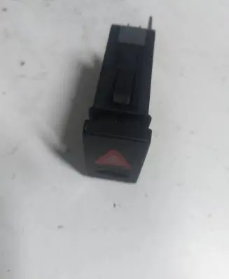 Volkswagen PASSAT B5.5 Hazard warning light relay 3B0953235D PA66GF30J