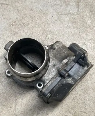 BMW X5 E70 Throttle valve 7806231 2111200464 A2C53279057