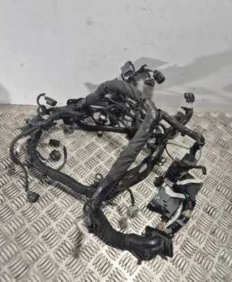 Volvo V40 Engine installation wiring loom 31453109 13004141