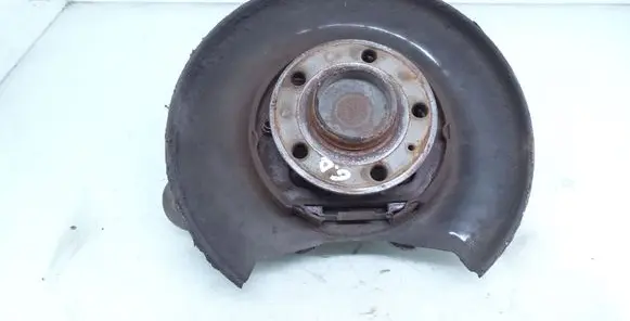 Rear wheel hub spindle/knuckle