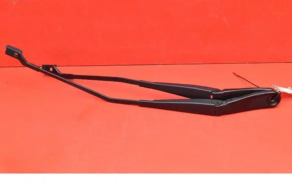 Volvo XC60 Front wiper blade arm 30753525
