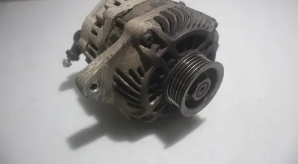 Suzuki Swift II Generator/alternator 3140085L0285L0