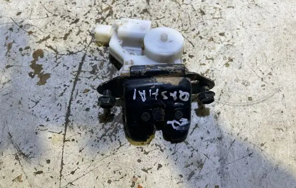 Nissan Qashqai Tailgate/trunk/boot lock/catch/latch