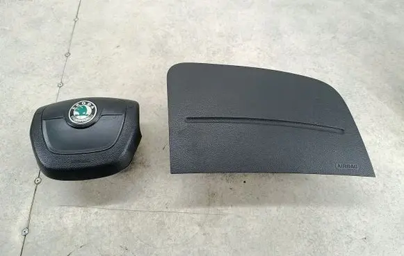Skoda Fabia Mk2 (5J) Airbag set 