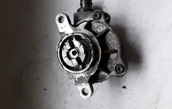 Renault Espace - Grand espace IV Vacuum pump