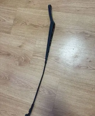 Skoda Octavia Mk2 (1Z) Front wiper blade arm 1Z1955410 1Z1955410A