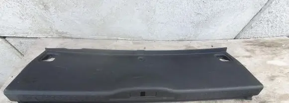 Trunk/boot sill cover protection