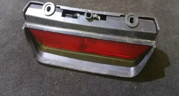 Peugeot 405 Third/center stoplight