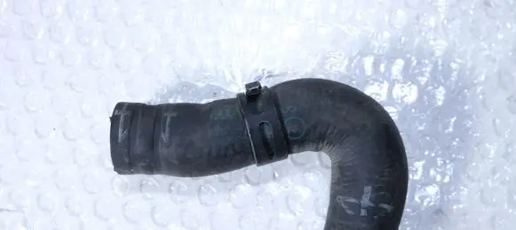 Audi Q7 4L Engine coolant pipe/hose 7L0819329A
