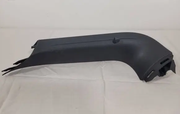 Volkswagen Tiguan Tailgate/trunk side cover trim 5n0867704B
