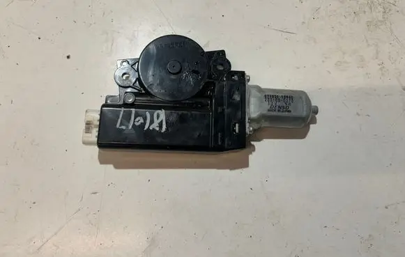 Toyota Scion Sunroof motor/actuator 47107110940