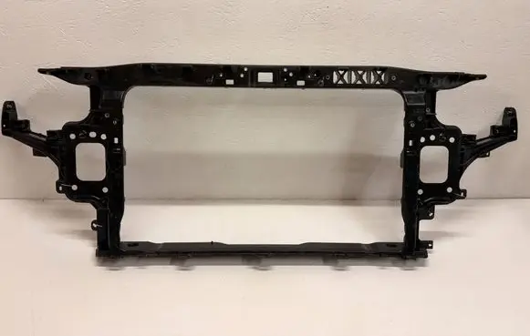 Hyundai i30 Radiator support slam panel 64101G4000