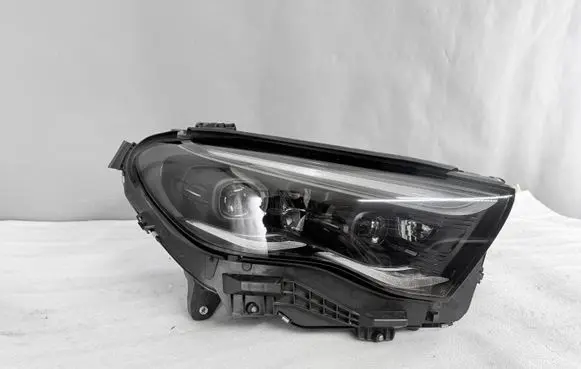 Mercedes-Benz E W214 Headlight/headlamp A2149066202
